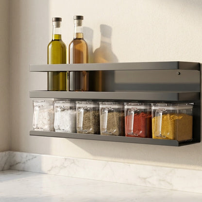 étagère à épices murale gris anthracite en situation dans une cuisine moderne