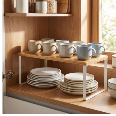 Étagere pour cuisine dans le placard 